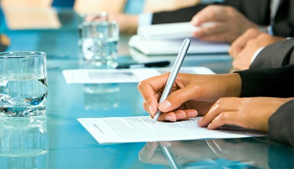 استراتيجيات العطاءات والمشتريات